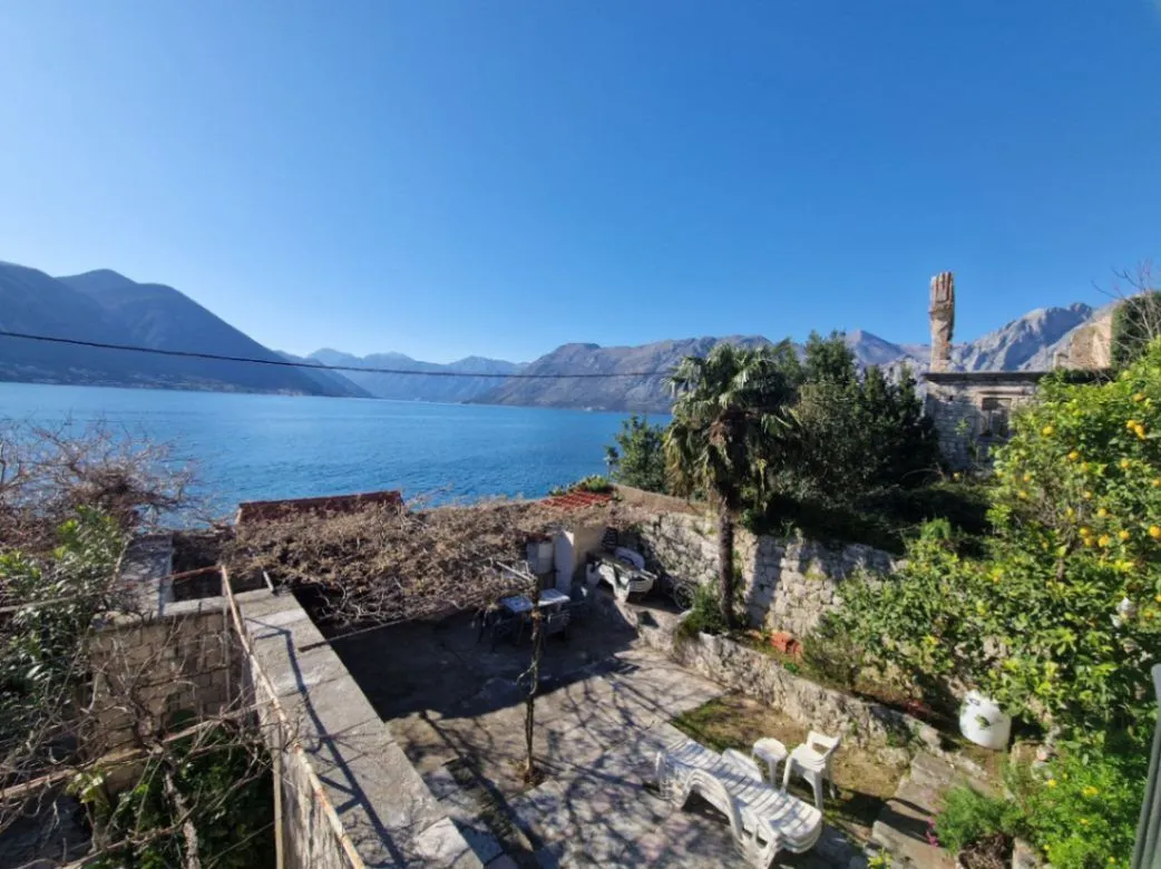 Sale, house, 136m², Dobrota, Kotor