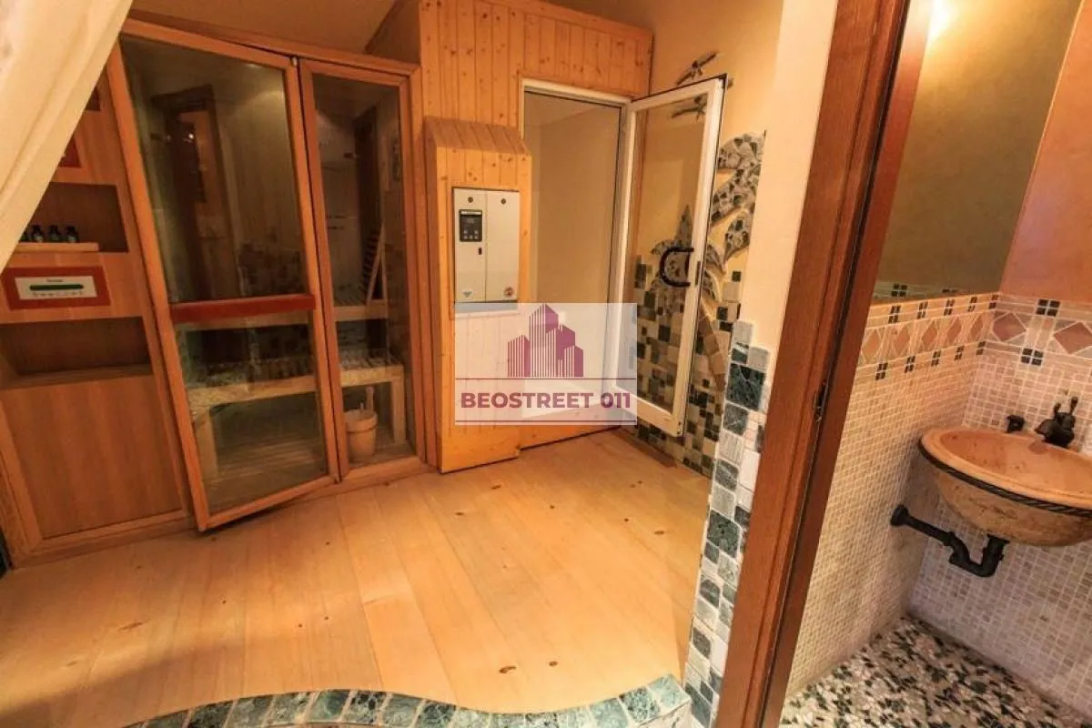 Sale, house, 1200m², Stari Grad, Budva