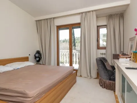 Rent, three bedroom apartment, 122m², Gorica C, Podgorica - image 9