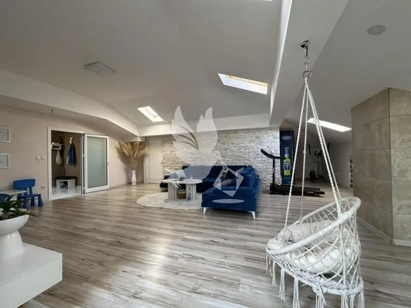 Sale, apartment, 173m², Tozino Voce, Mladenovac