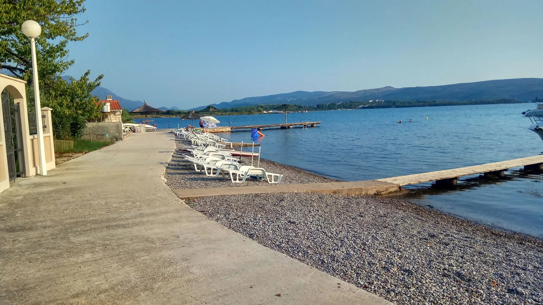 Izdavanje, jednosoban stan, 50m², Bonići, Tivat