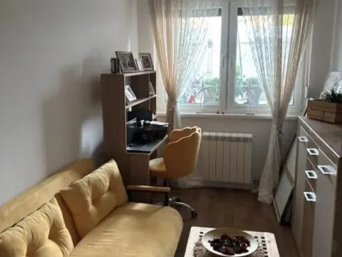 Rent, three bedroom apartment, 95m², Zemun Gornji Grad, Zemun Sve Podlokacije - image 7