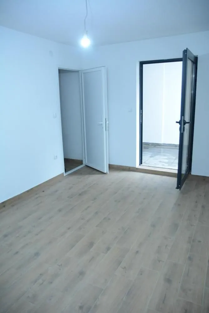 Sale, office space, 78m², Cvetkova Pijaca, Zvezdara Sve Podlokacije
