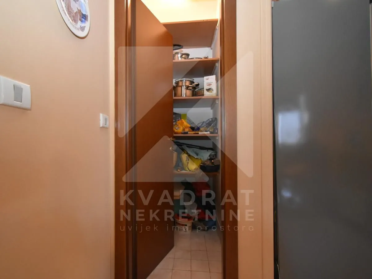 Prodaja, dvosoban stan, 97m², Stari Aerodrom, Podgorica