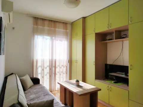 Prodaja, garsonjera, 19m², Krivi Most, Podgorica - image 6