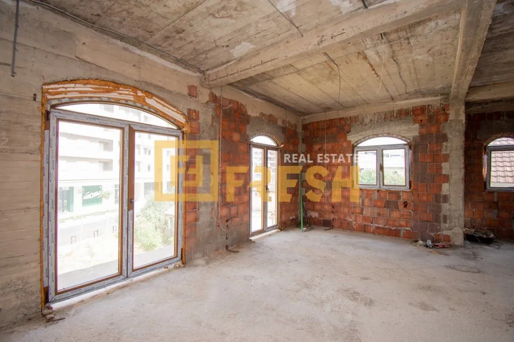 Sale, office space, 380m², City Kvart, Podgorica