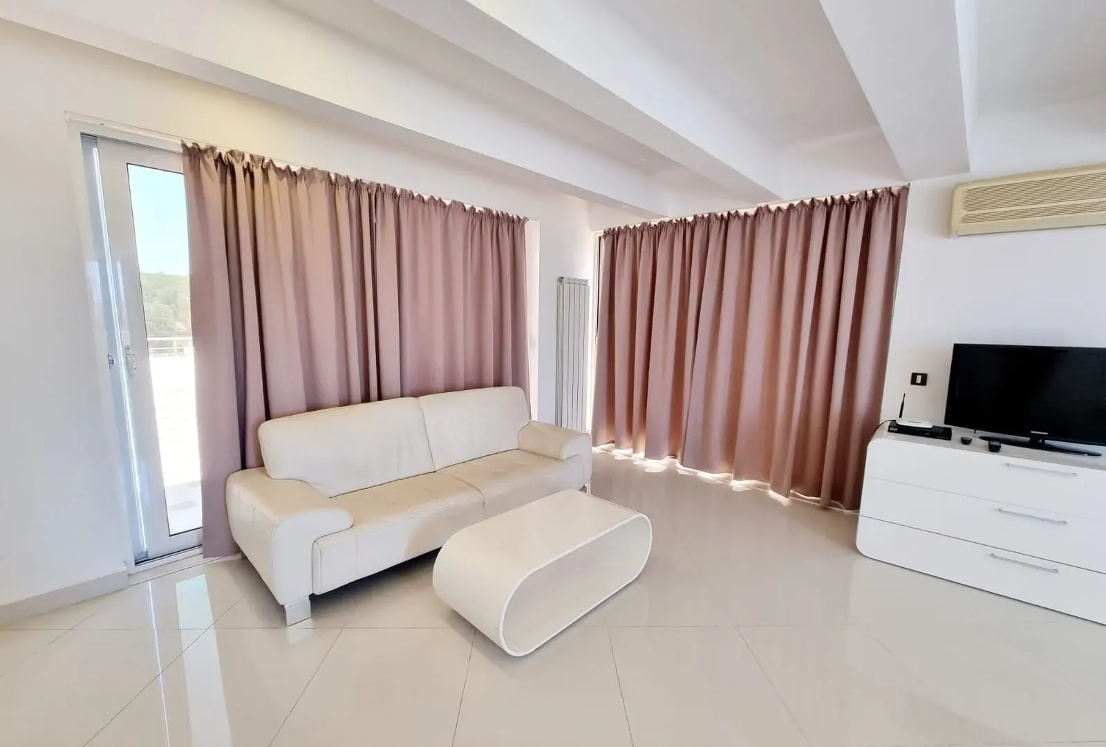 Daily-rent, two bedroom apartment, 120m², Briska Gora, Ulcinj