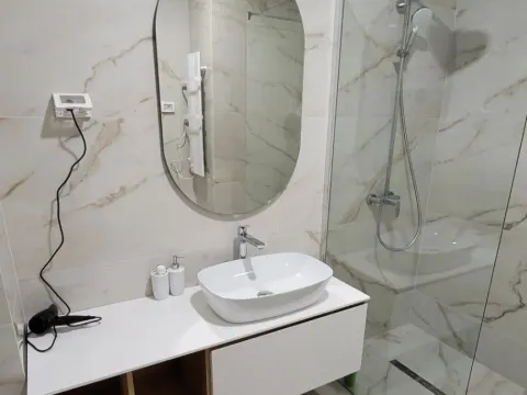 Izdavanje, jednosoban stan, 58m², Kod Capital Plaze, Podgorica - image 10