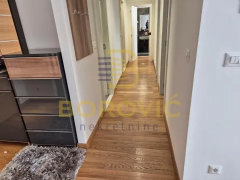 Izdavanje, četvorosoban stan, 105m², Novi Beograd Sve Podlokacije, Beograd - image 3