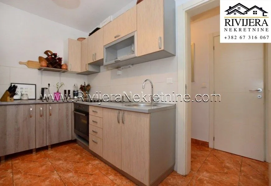 Prodaja, jednosoban stan, 73m², Centar, Herceg Novi