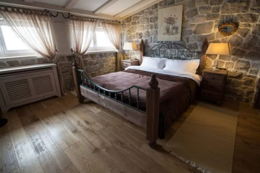 Prodaja, kuća, 125m², Opatovo, Tivat