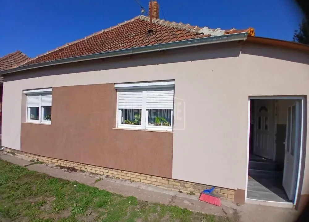 Sale, house, 95m², Aleksandrovo, Subotica