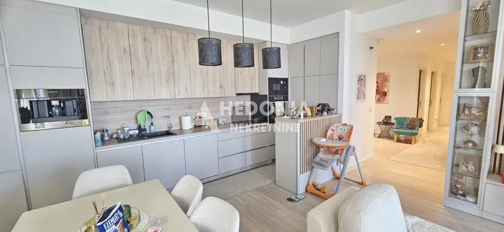 Prodaja, stan, 162m², Savski Venac, Beograd