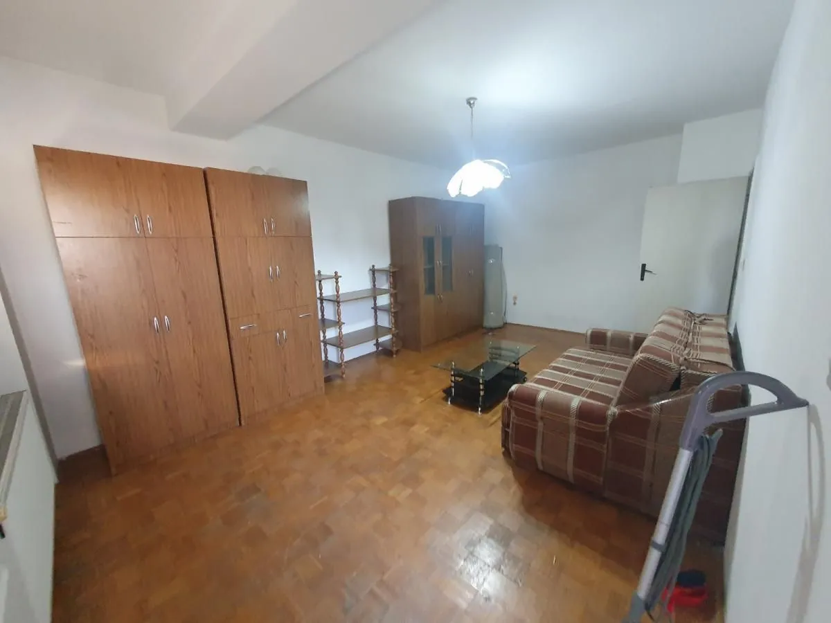 Izdavanje, jednosoban stan, 41m², Sajmište, Novi Sad