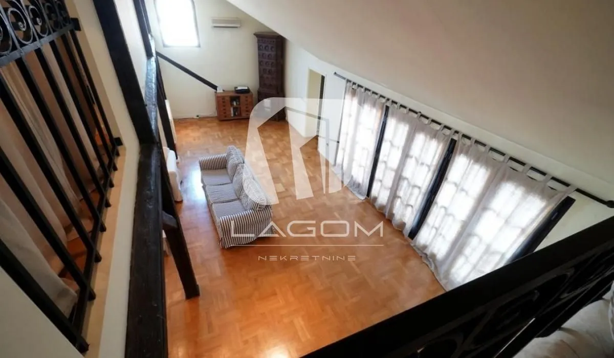 Prodaja, kuća, 418m², Zemun Centar, Zemun Sve Podlokacije