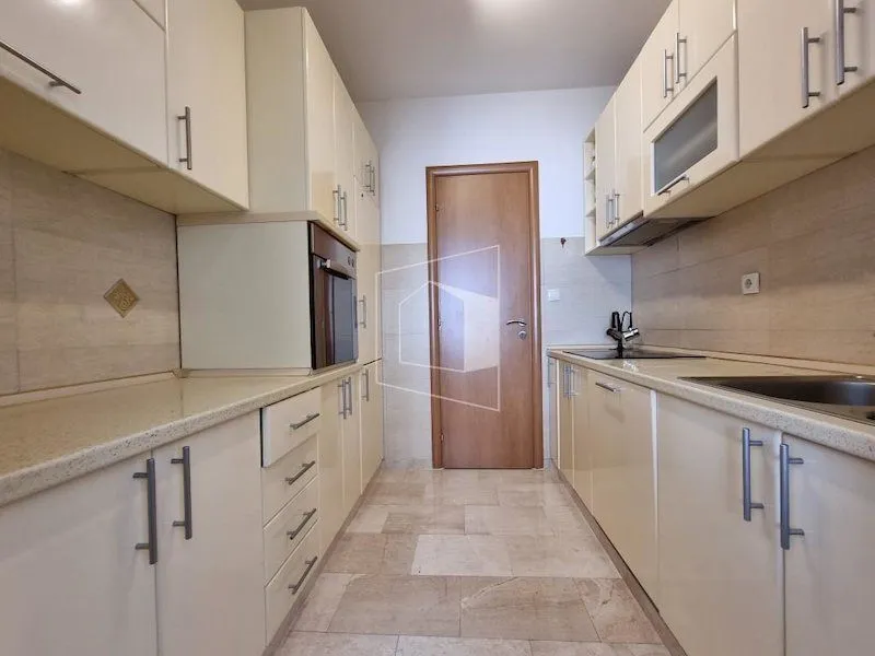 Rent, apartment, 87m², Stari Aerodrom, Podgorica