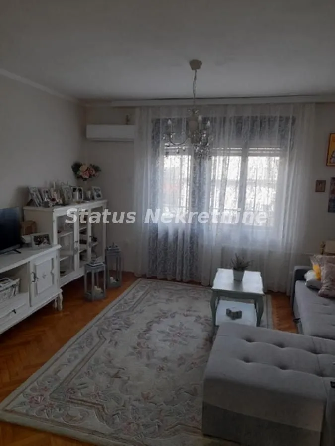 Prodaja, kuća, 135m², Petrovaradin, Novi Sad