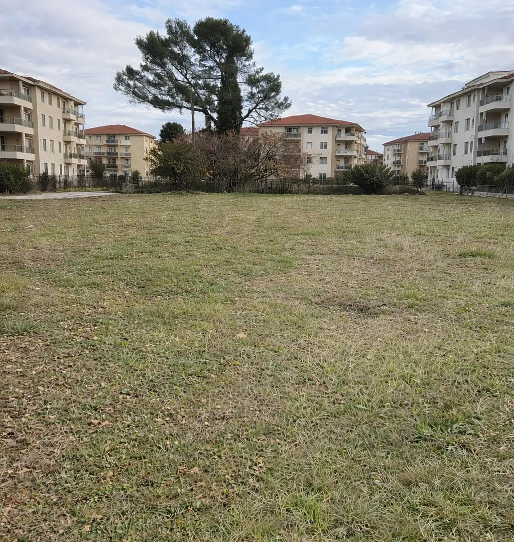 Prodaja, plac, 840m², Ljubović, Podgorica