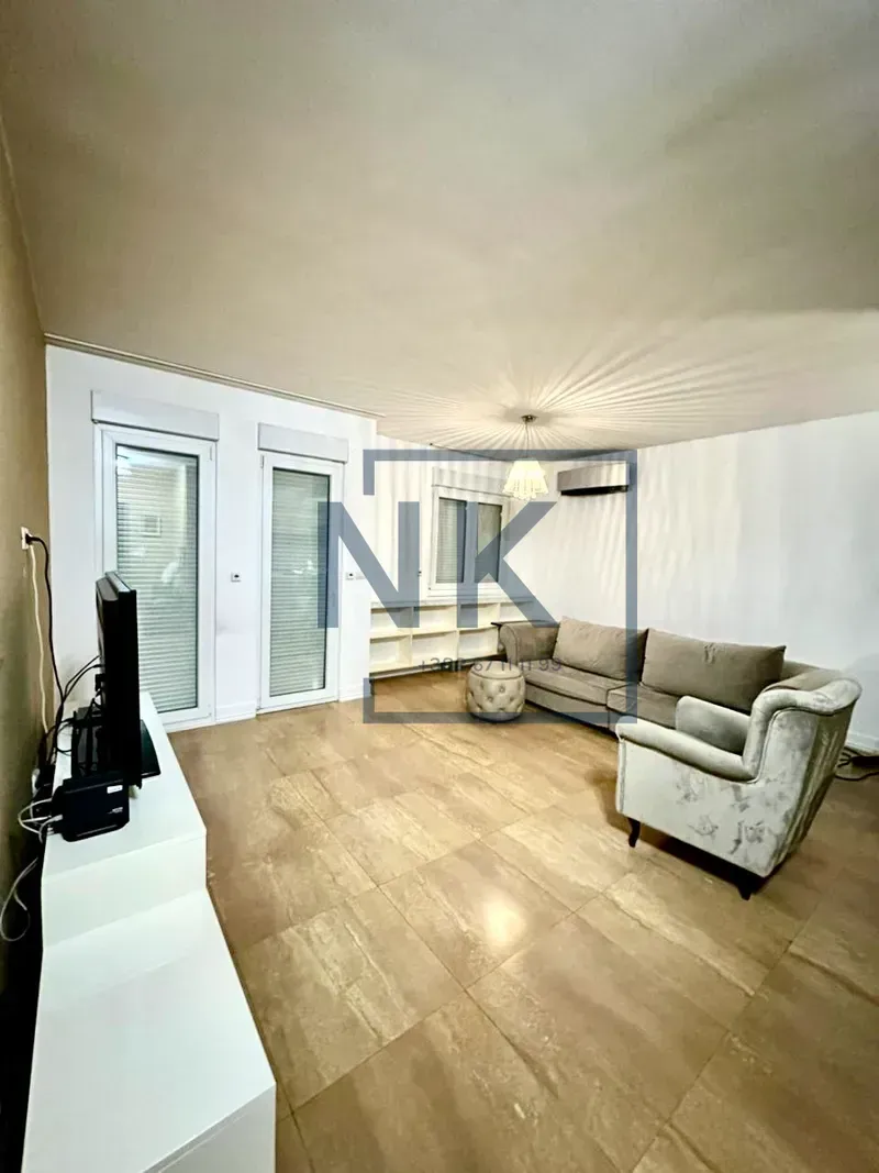 Izdavanje, jednosoban stan, 64m², City Kvart, Podgorica