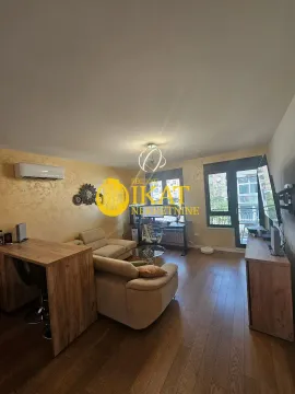Sale, one bedroom apartment, 40m², Stari Grad, Beograd - image 2