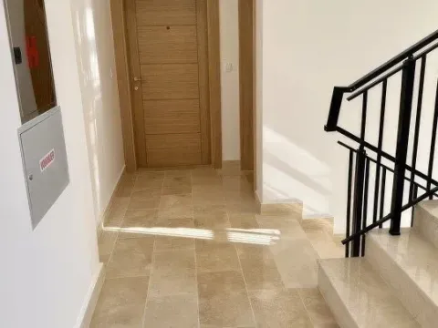 Prodaja, stan, 64m², Budva, Crna Gora - image 9