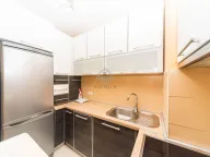 Izdavanje, dvosoban stan, 75m², Pobrežje, Podgorica - image 4