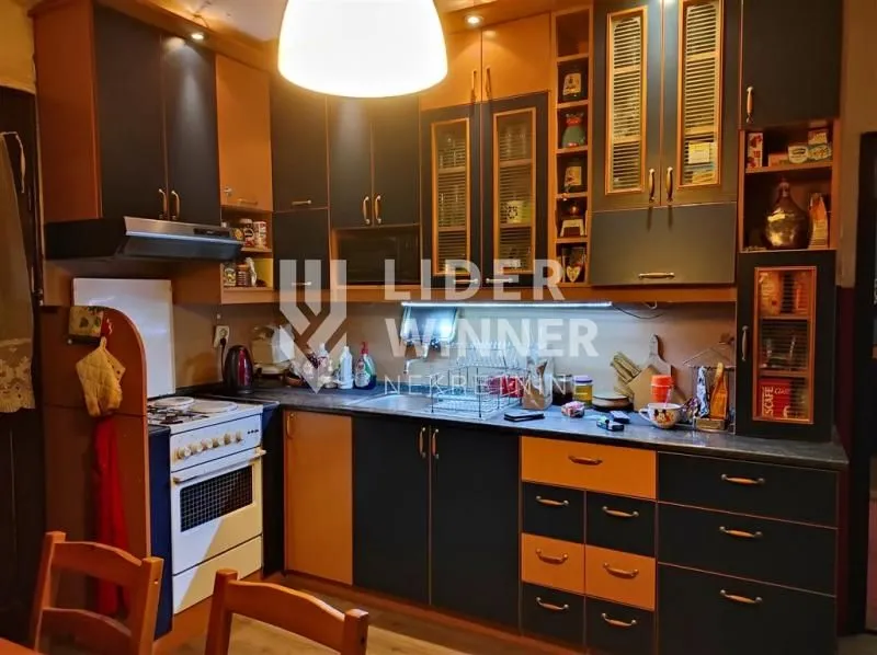 Sale, two bedroom apartment, 107m², Uciteljsko Naselje, Zvezdara Sve Podlokacije