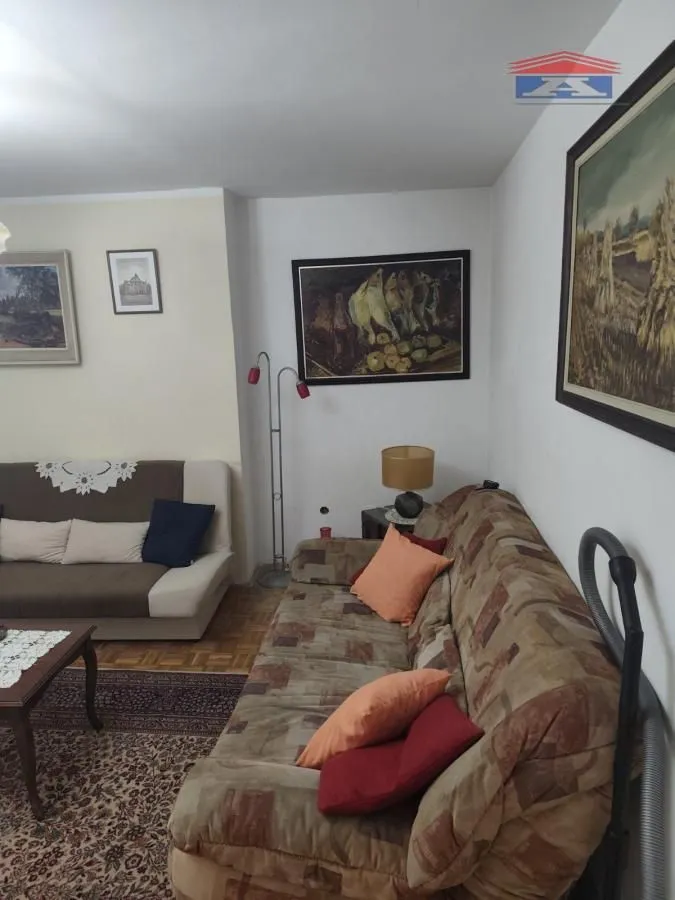 Izdavanje, trosoban stan, 80m², Novo naselje, Novi Sad