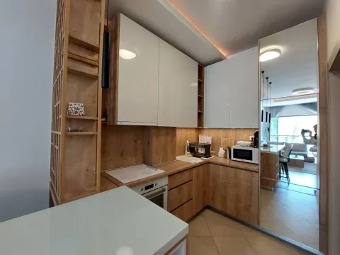 Rent, one bedroom apartment, 57m², Dobrota, Kotor - image 9