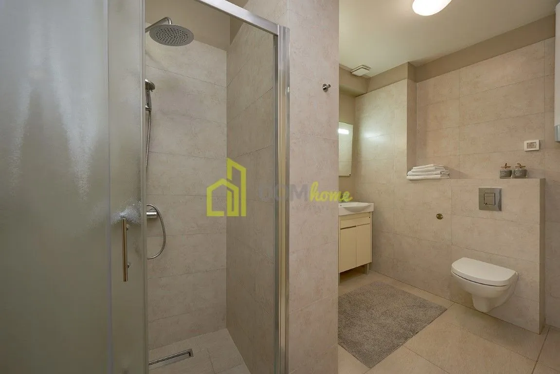 Rent, three bedroom apartment, 190m², Budva, Crna Gora