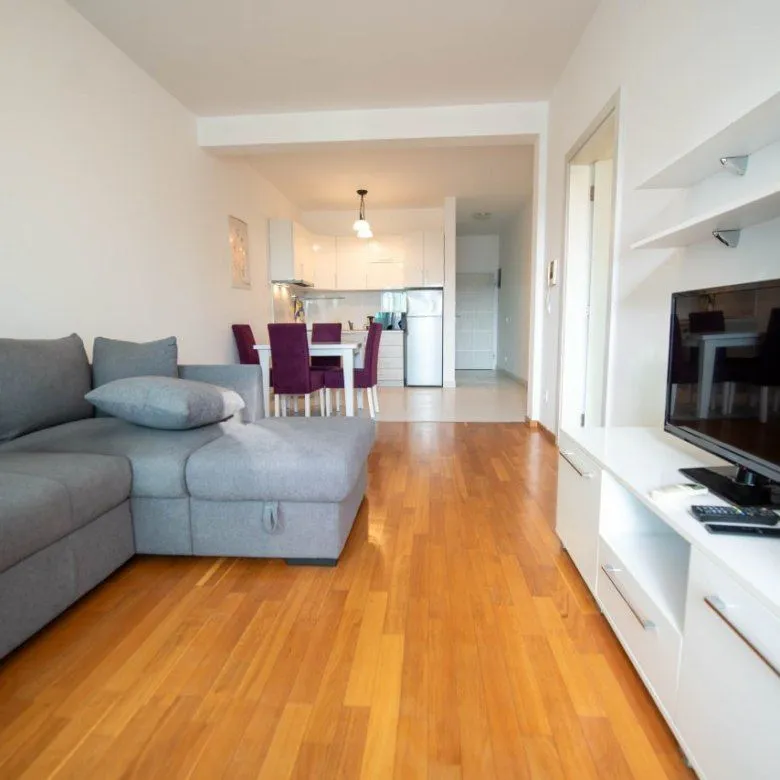 Prodaja, jednosoban stan, 55m², Bečići, Budva