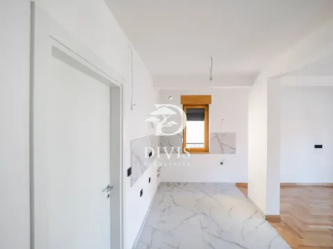 Prodaja, trosoban stan, 68m², Kluz, Zvezdara Sve Podlokacije - image 6