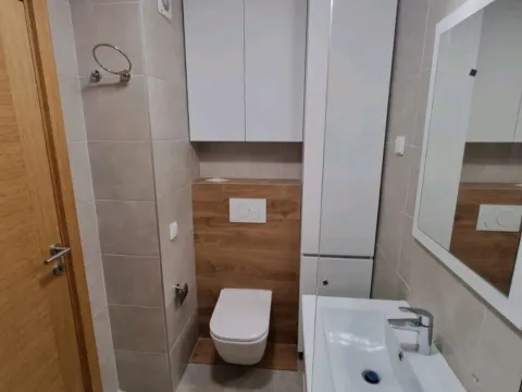 Rent, one bedroom apartment, 48m², Stari Aerodrom, Podgorica - image 11