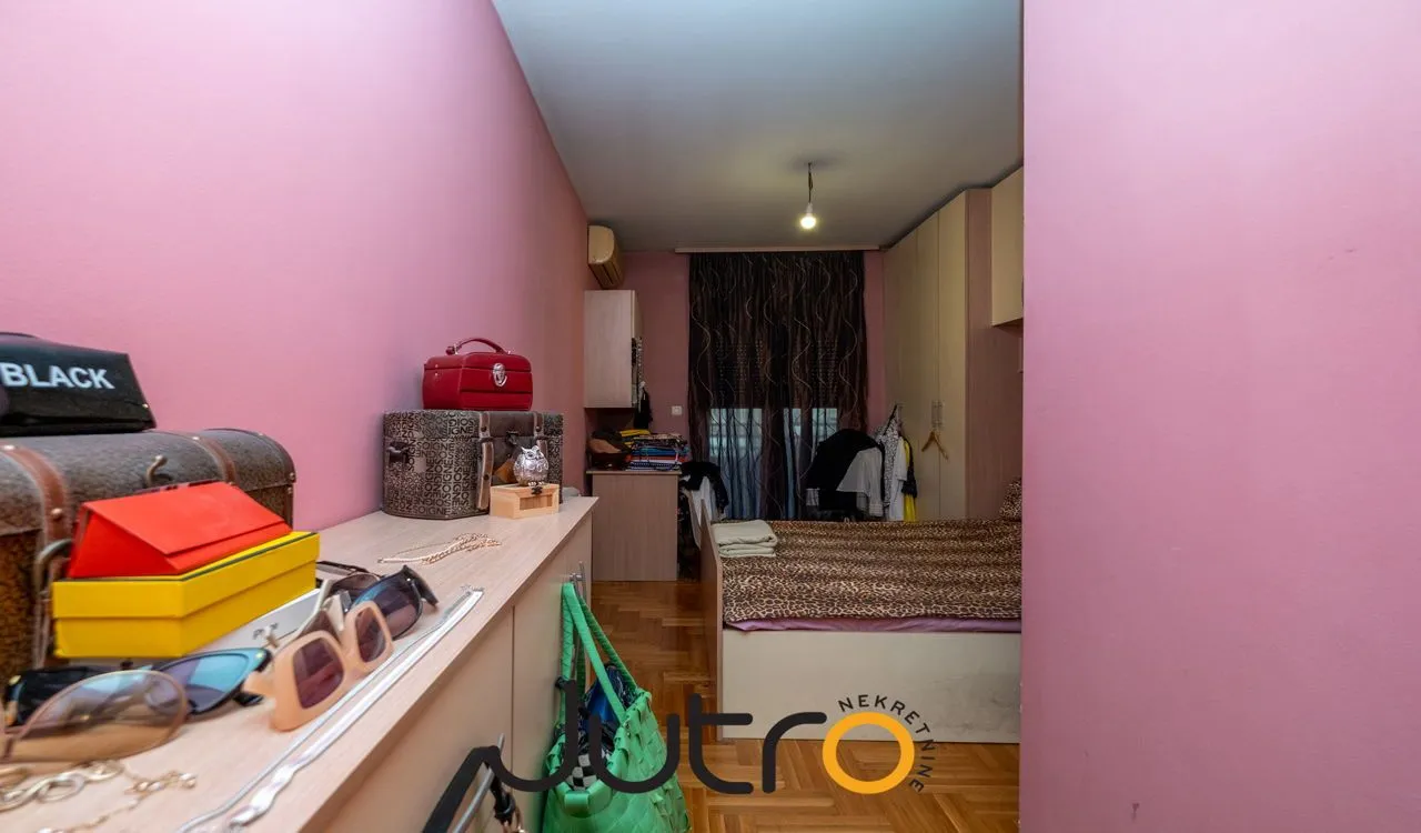 Prodaja, trosoban stan, 164m², Stari Aerodrom, Podgorica