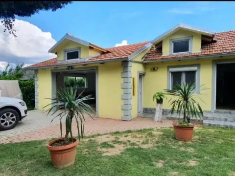 Kuća in Sremski Karlovci