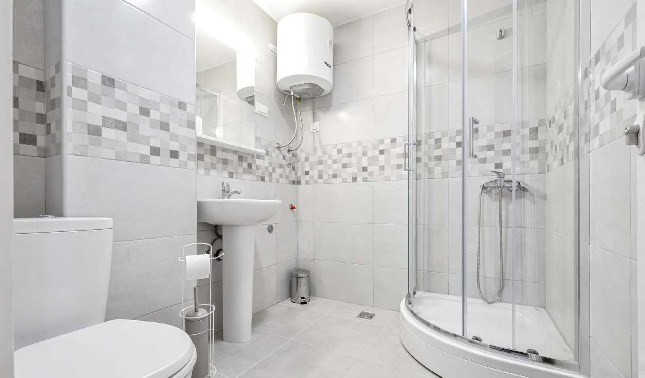 Prodaja, ugostiteljski objekat, 1256m², Podkošljun, Budva
