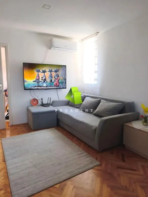 Sale, two bedroom apartment, 63m², Medijana, Niš