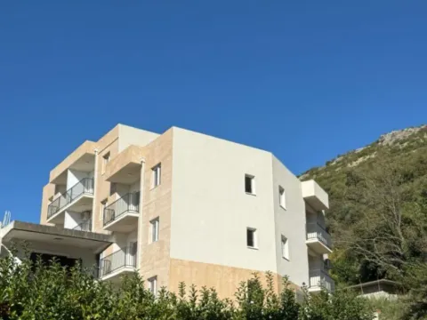 Prodaja, garsonjera, 55m², Petrovac, Budva