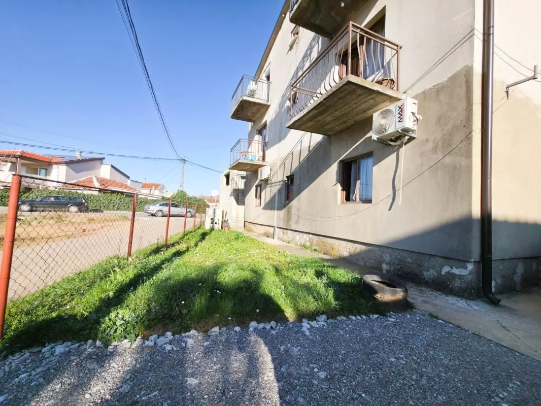 Prodaja, kuća, 110m², Zagorič, Podgorica