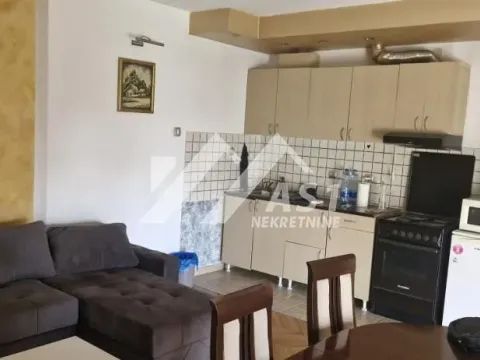 Izdavanje, dvosoban stan, 47m², Rotkvarija, Novi Sad Sve Podlokacije - image 3