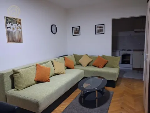 Izdavanje, jednosoban stan, 42m², Sajmište, Novi Sad - image 2