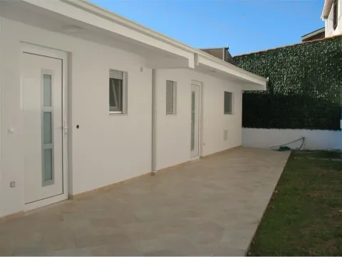 Sale, house, 200m², Meterizi, Ulcinj - image 4