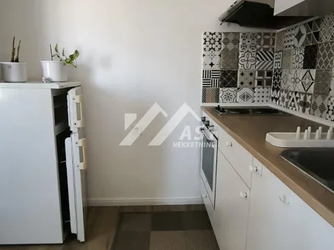 Izdavanje, dvosoban stan, 40m², Liman 3, Novi Sad Sve Podlokacije - image 5