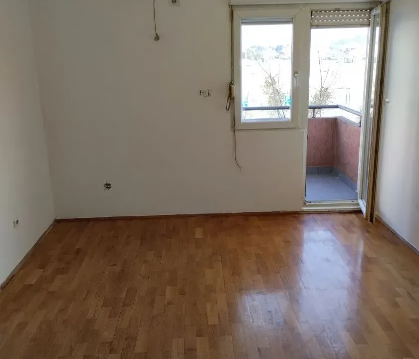 Prodaja, jednosoban stan, 45m², Stari Aerodrom, Podgorica