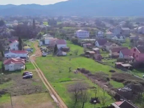 Prodaja, plac, 450m², Gornja Gorica, Podgorica - image 5