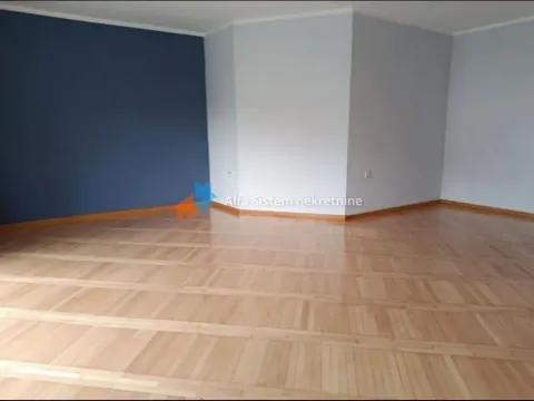 Izdavanje, četvorosoban stan, 125m², Savski Venac, Beograd - image 2