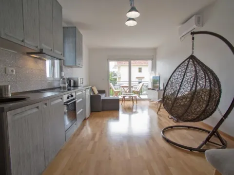 Prodaja, jednosoban stan, 40m², Tivat, Crna Gora - image 8