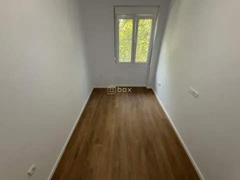 Prodaja, trosoban stan, 71m², Pantelej, Niš - image 15
