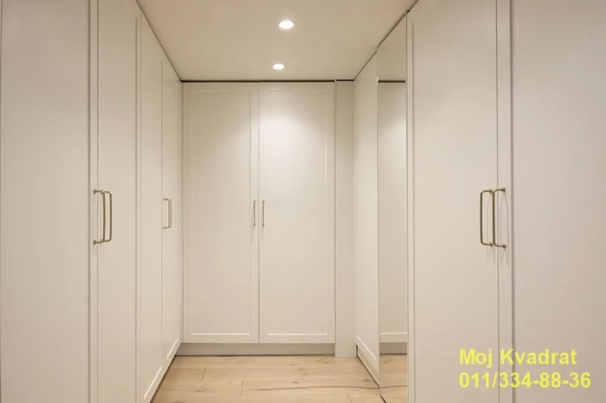 Prodaja, trosoban stan, 130m², Stari Grad, Beograd