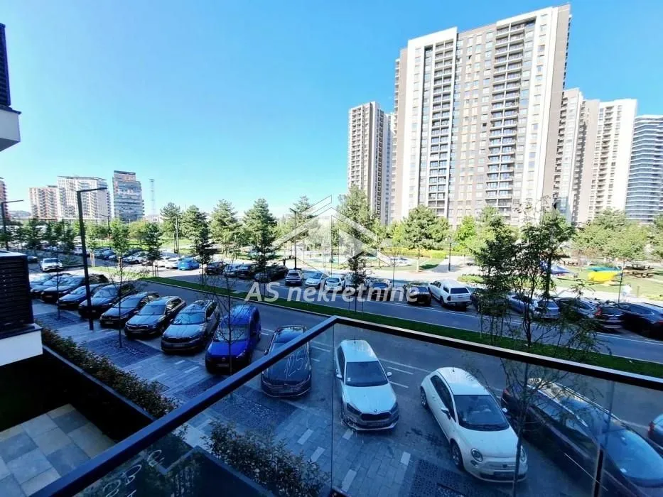 Izdavanje, dvosoban stan, 56m², Savski Venac, Beograd